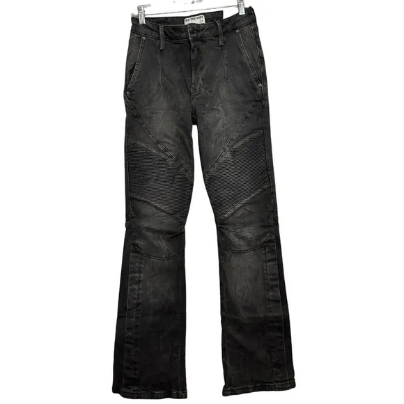 Free People Denim - Free People We The Free women’s NWT’s Vector modo mid-rise flare jeans. Size 25